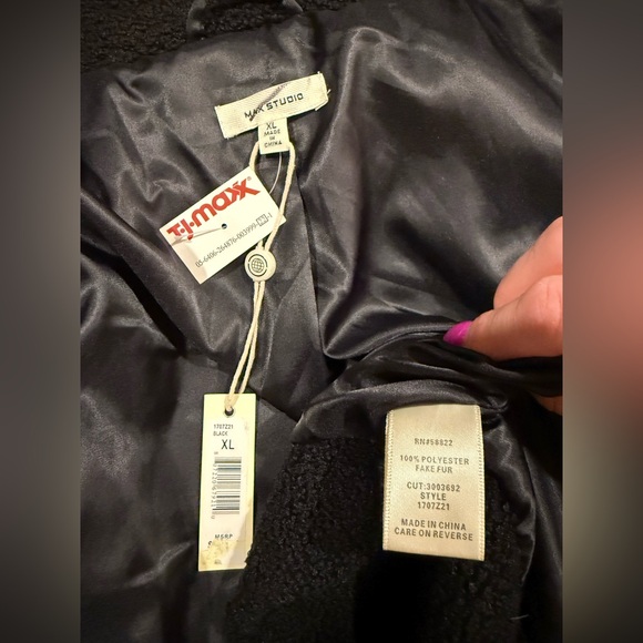NWT Max Studio Women’s Size XL Sherpa Zip-up Jacket - Picture 5 of 6